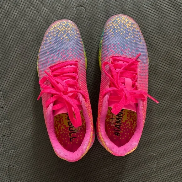 NoBull Neon Pink Glitch trainer+ shoes, 7.5.Price firm